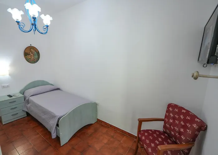 La Casa Di Nonno Uccio 切萨雷奥港
